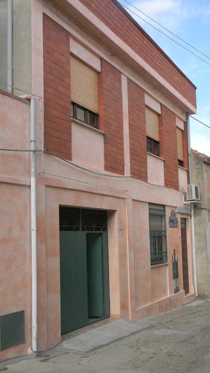 B&B Antoclo Di Concas Angela Margherita Villacidro ภายนอก รูปภาพ