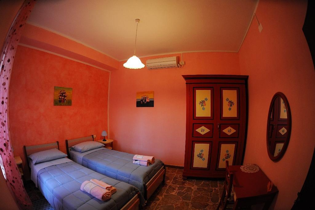 B&B Antoclo Di Concas Angela Margherita Villacidro ห้อง รูปภาพ